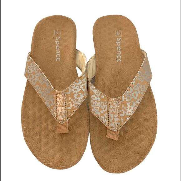 Spenco Hampton cheetah thong shoes Metallic print Size 9.5 measured 10” footbed - Picture 1 of 4